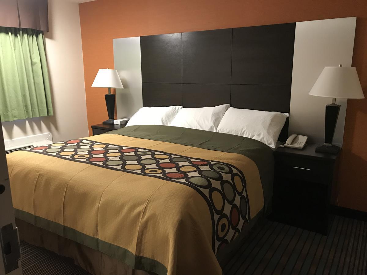 Bay Hill Inns & Suites Neepawa Ngoại thất bức ảnh