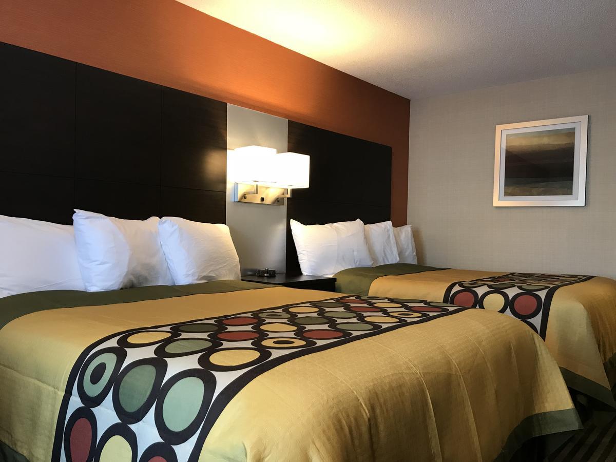 Bay Hill Inns & Suites Neepawa Ngoại thất bức ảnh