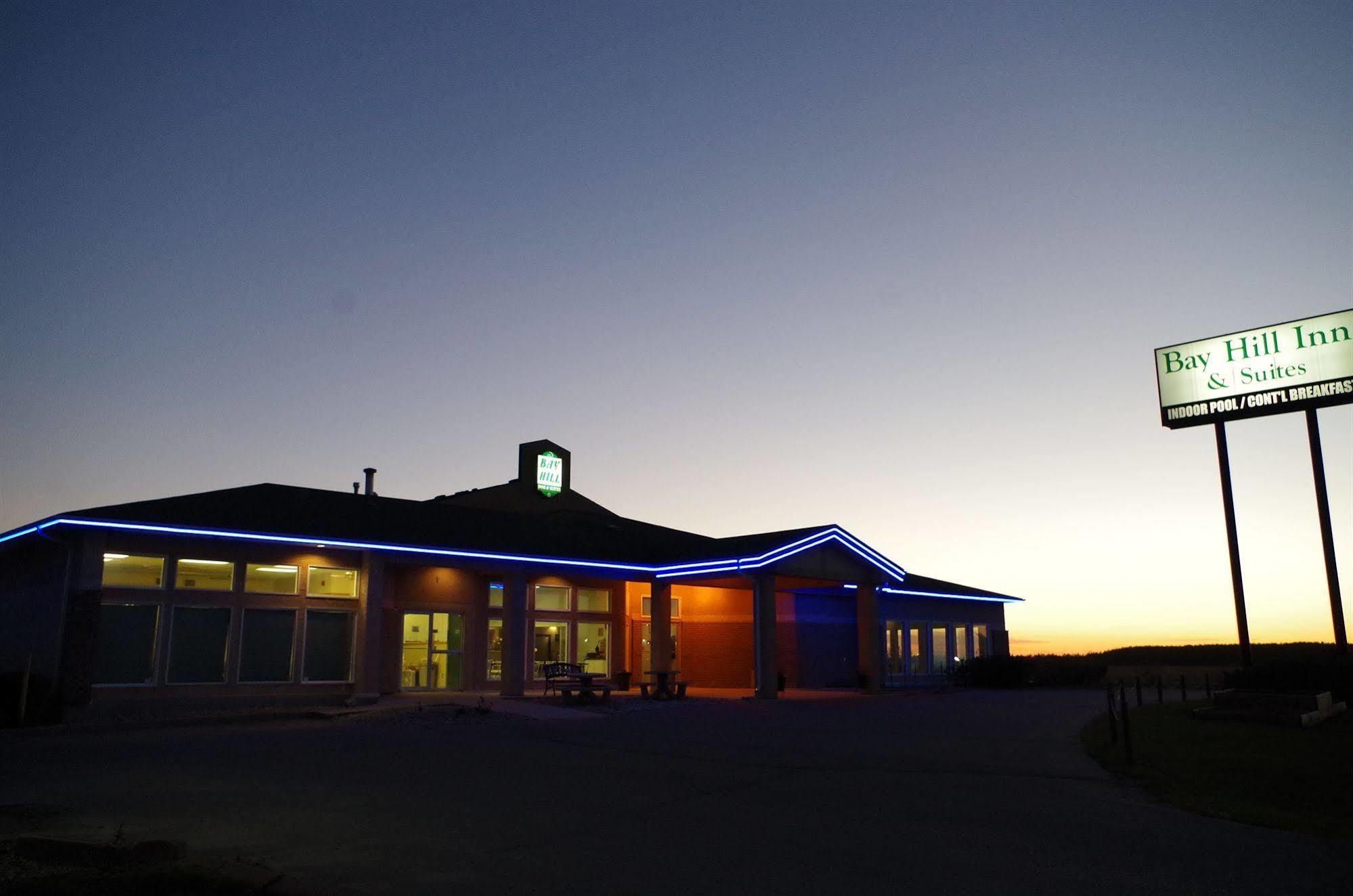 Bay Hill Inns & Suites Neepawa Ngoại thất bức ảnh