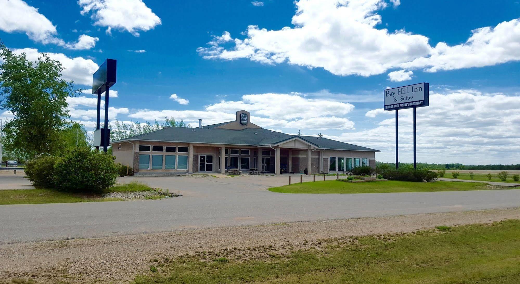Bay Hill Inns & Suites Neepawa Ngoại thất bức ảnh