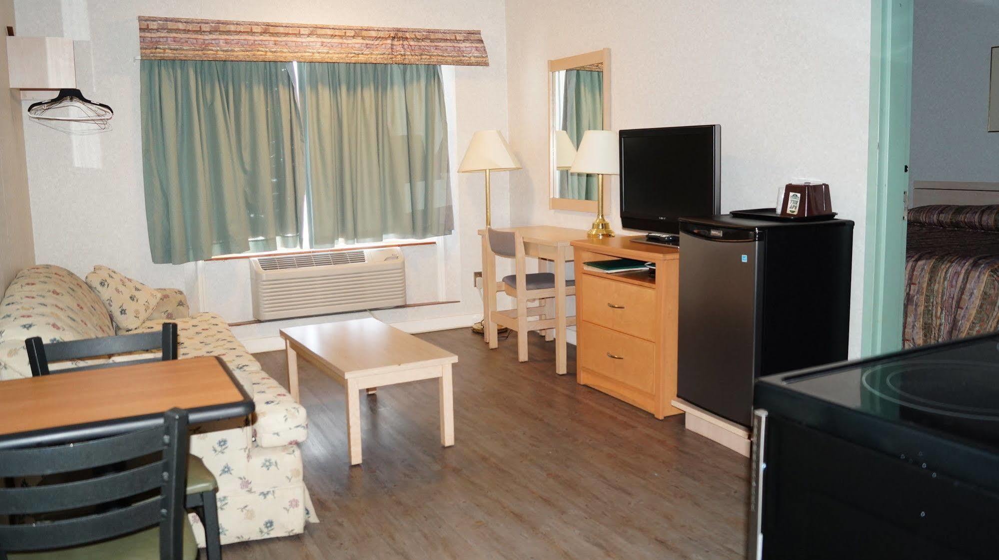 Bay Hill Inns & Suites Neepawa Ngoại thất bức ảnh