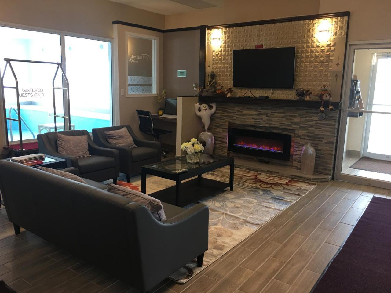 Bay Hill Inns & Suites Neepawa Ngoại thất bức ảnh